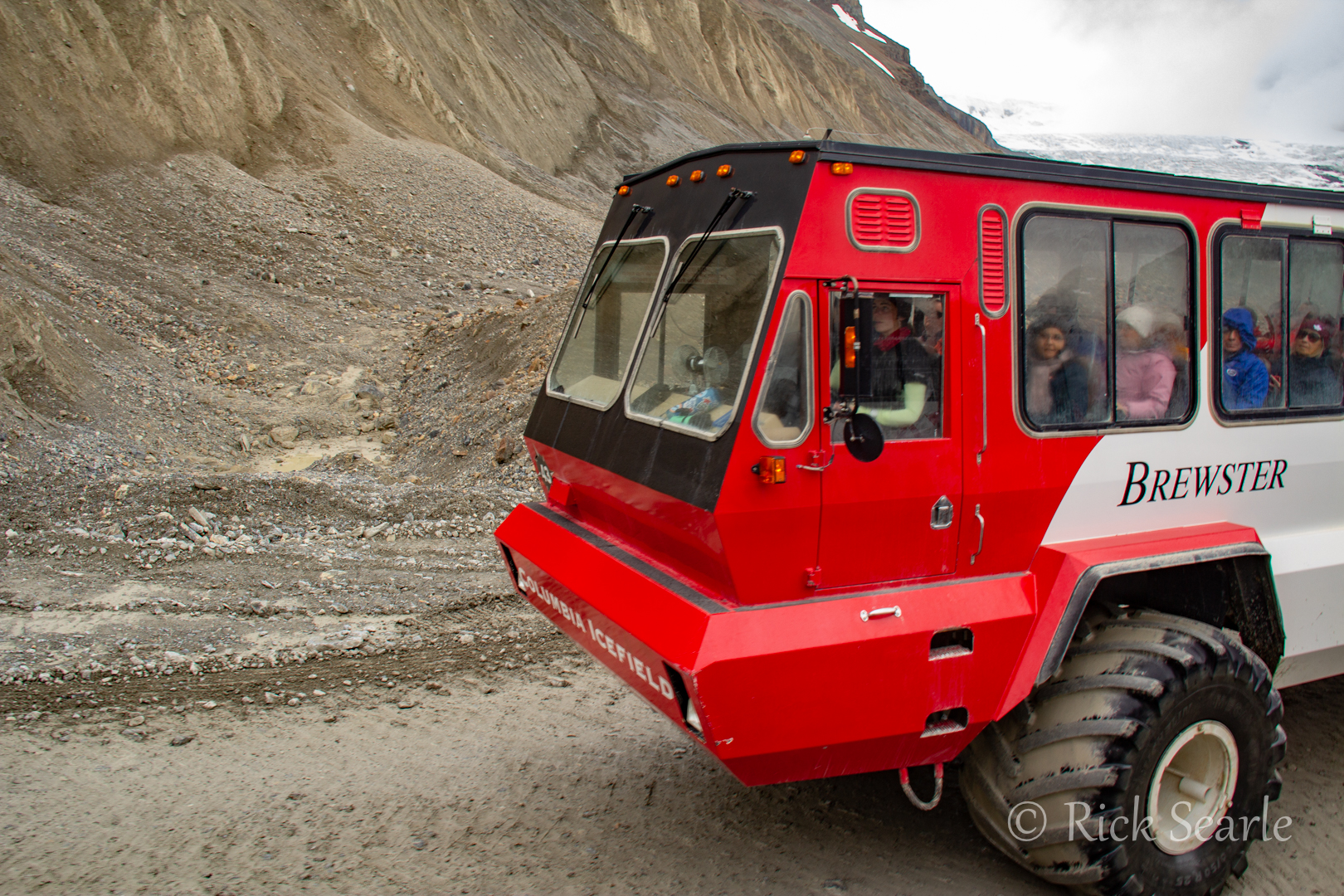Snocoach Icefields